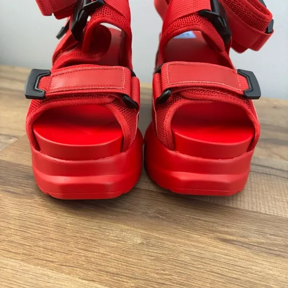 Anthony Wang Platform Buckle Strap Sandals Red