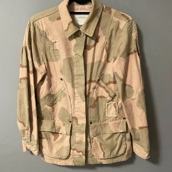 Anthropologie Oversized Lida Pink Camo Utility Jacket in X-Small