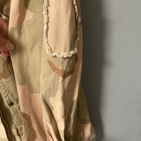 Anthropologie Oversized Lida Pink Camo Utility Jacket in X-Small