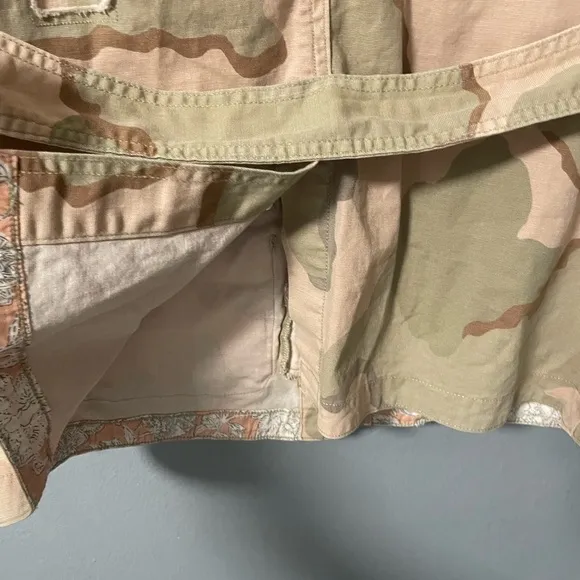 Anthropologie Oversized Lida Pink Camo Utility Jacket in X-Small