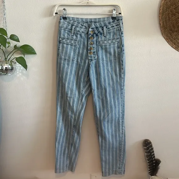 Anthropologie Pilcro and the letterpress stripped high waist cropped Jean 25