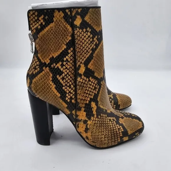 Aqua Womens Soren Leather Snakeprint High Heeled Boots Yellow 5.5