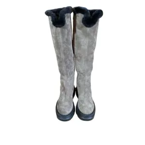 Aquatalia NWOT Italian suede knee high boots. Size 6.5