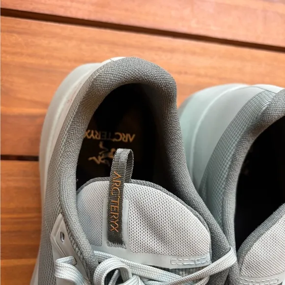 Arcteryx Men’s Mint Green Norvan Trail Running Sneakers Gor Tex Size 10