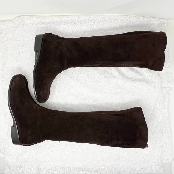 Areosoles women’s knee high boots/ upper leather in brown suede.