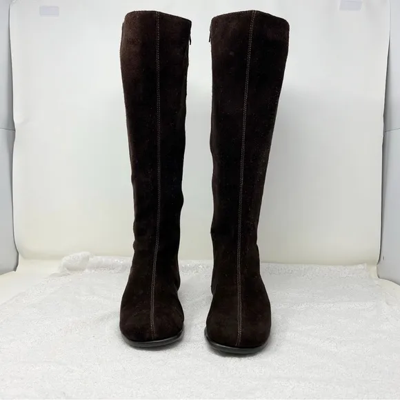 Areosoles women’s knee high boots/ upper leather in brown suede.