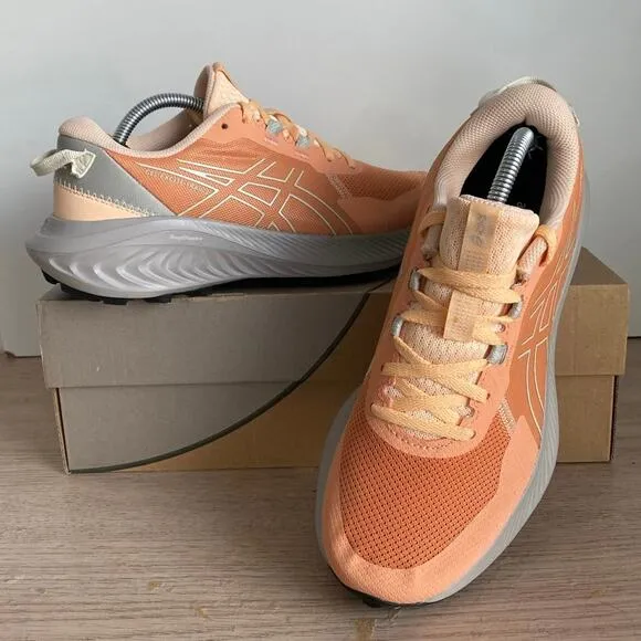ASICS Gel Excite Trail 2 Terracotta Birch Women Sneakers- Size 7