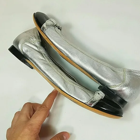 ATTILIO GIUSTI LEOMBRUNI Flats. Size 36 1/2