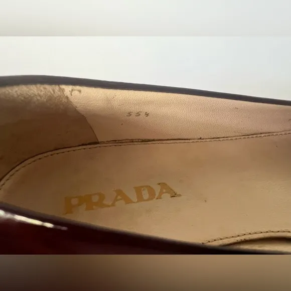 Authentic Prada Women’s Flat size 35.5 Patent Red &amp; Black With Box