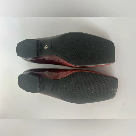 Authentic Prada Women’s Flat size 35.5 Patent Red &amp; Black With Box