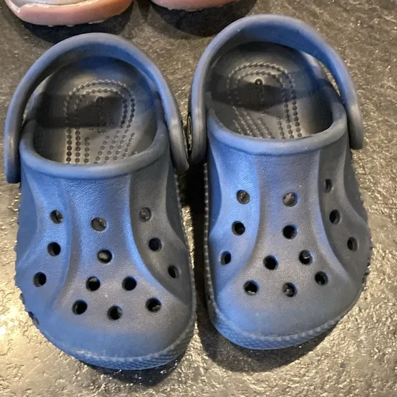 Baby toddler boys shoe lot size 4 - lot of 7 pairs