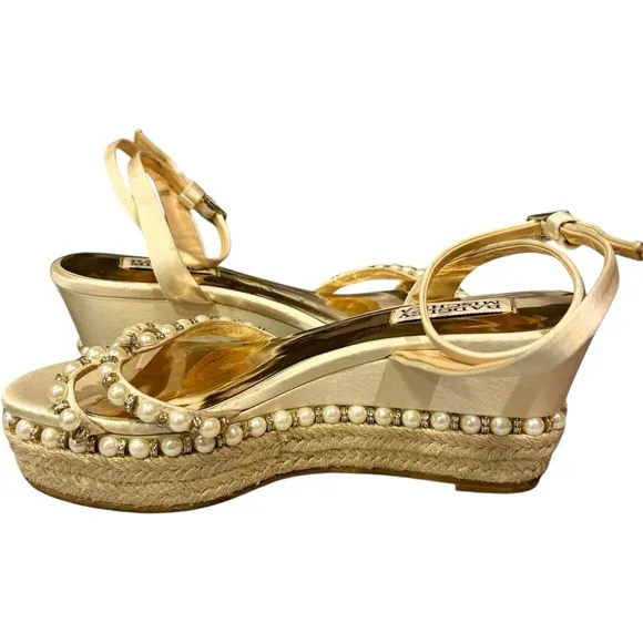 Badgley Mischka Ivory Ankle Strap Wedge Sandals Pearl Crystal Embellishments 6.5