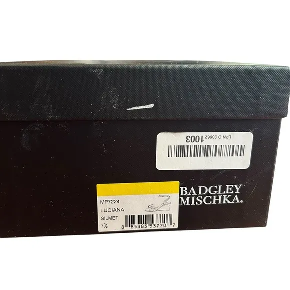 Badgley Mischka Luciana Wedge Sandal Sz 7.5 Knot Detail Silver Metallic Leather