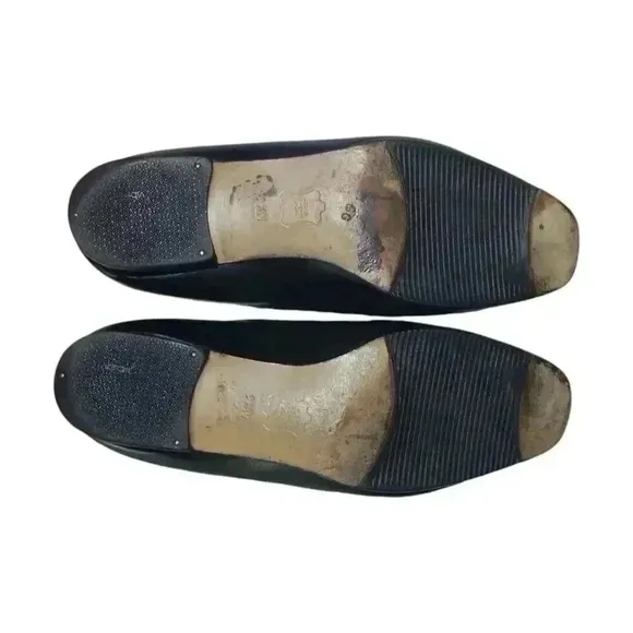 Bally Vintage Ruta Loafers Women’s Size 9.5 M Black Leather Gold-tone Hardware