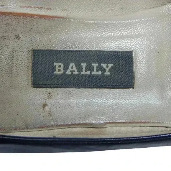 Bally Vintage Ruta Loafers Women’s Size 9.5 M Black Leather Gold-tone Hardware