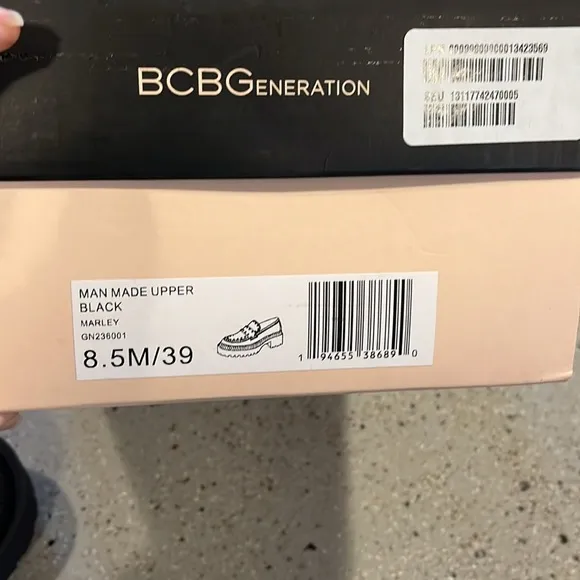 BCBGENERATION MARLEY PLATFORM STUDDED LOAFERS BLACK SIZE 8.5 NEW IN BOX