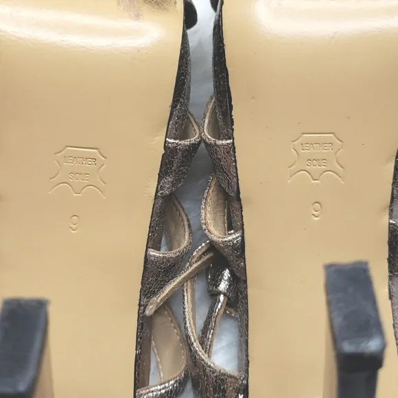 Bcbgmaxazria Heels ming1 9 sandals metallic pewter silver