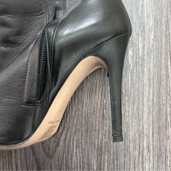 BCBGMaxAzria Thigh high Boots 6.5
