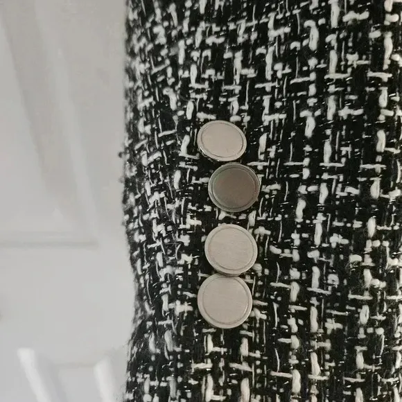 BCBGMAXAZRIA Women's Black &amp; White Tweed Jacket sz L **FREE SHIPPING**
