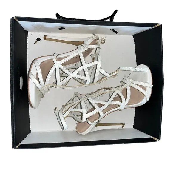 BEBE GABRIELA CAGED GLADIATOR WHITE HEELS  SANDALS SIZE 7