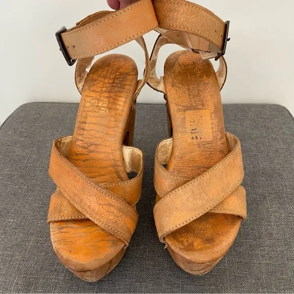 BED STU Kalah Wooden Sole Platform Sandals - Tan Size 6.5