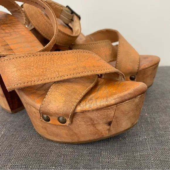 BED STU Kalah Wooden Sole Platform Sandals - Tan Size 6.5