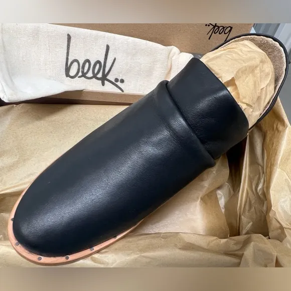 Beek Puffin Bootie Flats - Black Leather