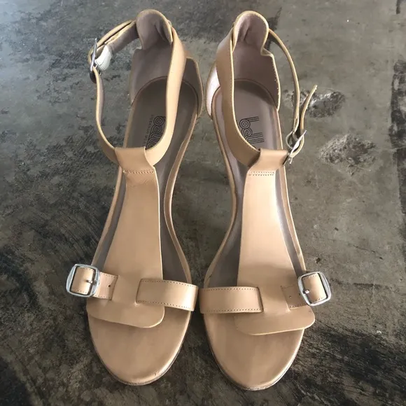 Belle by Sigerson Morrison T Strap Sandal - sz 8