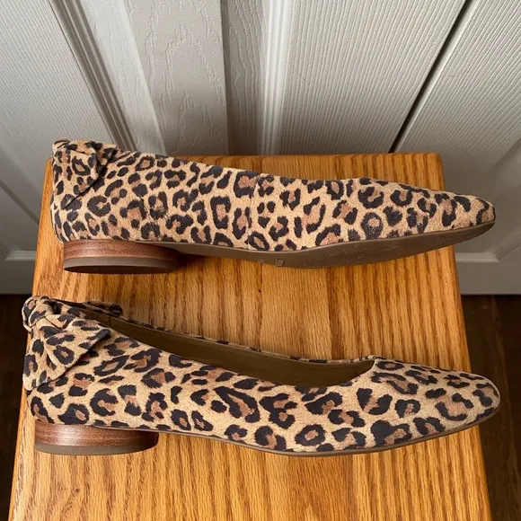 BERNARDO Eloisa Sand Cheetah Kid Suede Bow Detail Round Toe Ballet Flats SZ 9.5M
