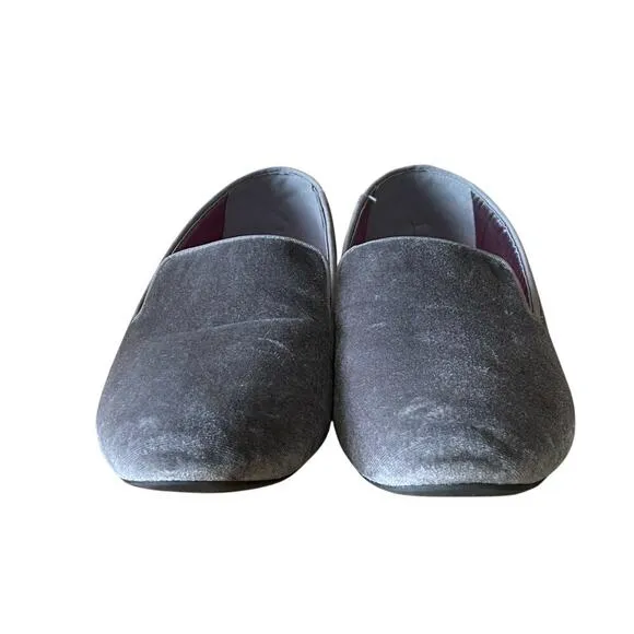 BIRDIES Women's Starling Velvet Flat Loafers in Stone Silver, Size 10