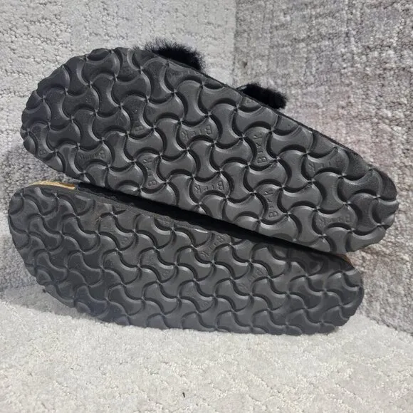Birkenstock Arizona Shearling Size 39 L8 M6 N Black Suede Double Strap Sandals