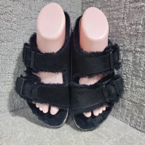 Birkenstock Arizona Shearling Size 39 L8 M6 N Black Suede Double Strap Sandals