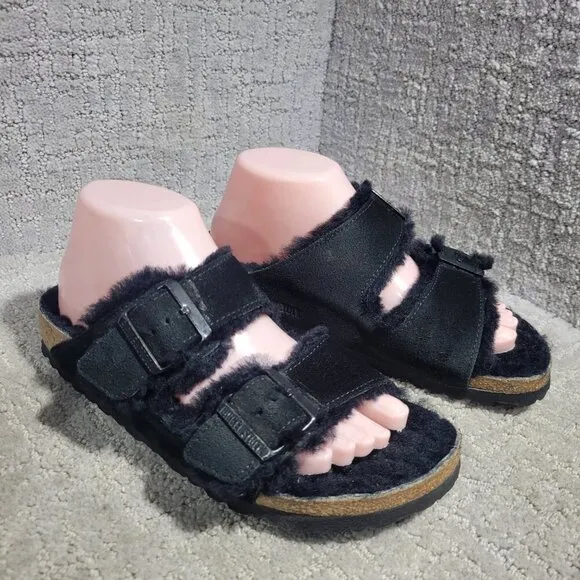 Birkenstock Arizona Shearling Size 39 L8 M6 N Black Suede Double Strap Sandals