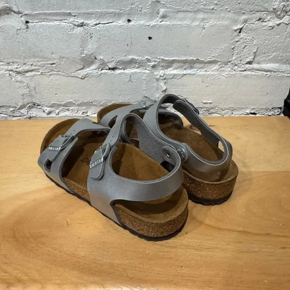 Birkenstock Rio Metallic Two Strap Slingback Sandals Kids Size C1-1.5 Silver