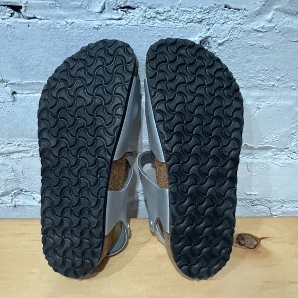 Birkenstock Rio Metallic Two Strap Slingback Sandals Kids Size C1-1.5 Silver