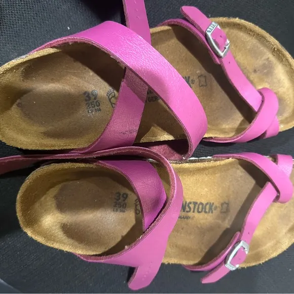 Birkenstock Yara sandals size 8/39 ankle strap pink purple clogs big buckle