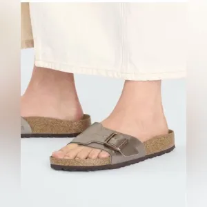 Birkenstocks Catalina slide on sandals. 41/10
