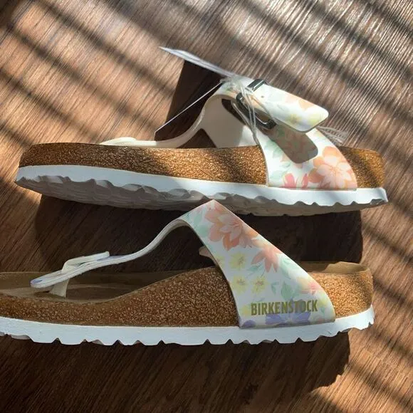 Birkenstock | White Flower Print Gizeh Sandal | Size 36