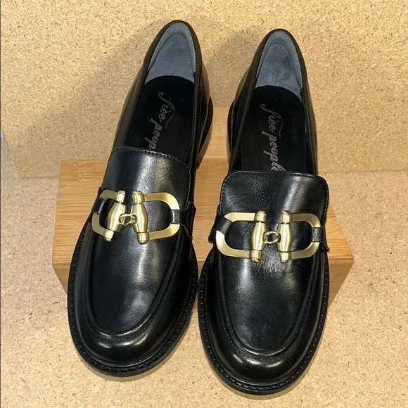 Black Leather Loafers with Gold Accent (90)