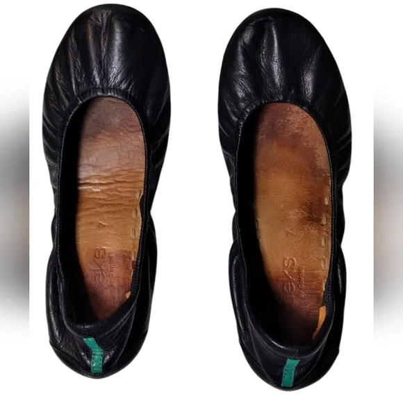 Black Leather Tieks Size 7 Ballerina Flats Well Worn