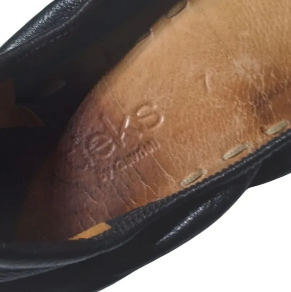 Black Leather Tieks Size 7 Ballerina Flats Well Worn