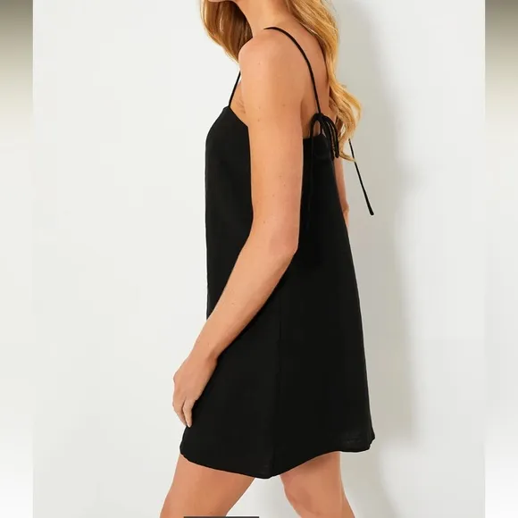 Black Linen Lea Dress
