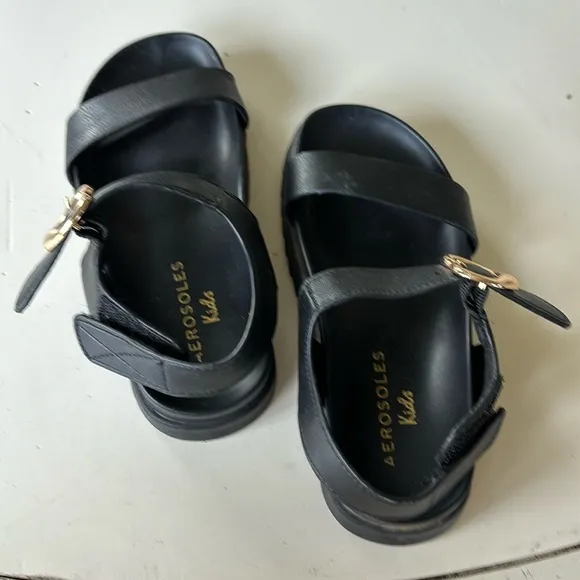🍁Black Open Toe Sandals with Flat Sole and Wide Straps