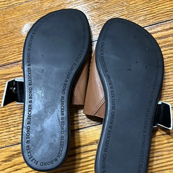 Bleecker &amp; Bond Regina style brown &amp; white sandals.  Size 6.