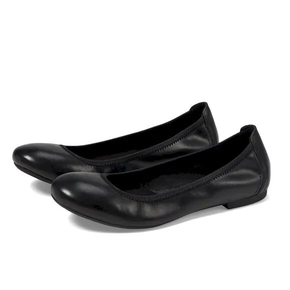 BORN Julianne Black Flats Women's size 6.5W New in Box