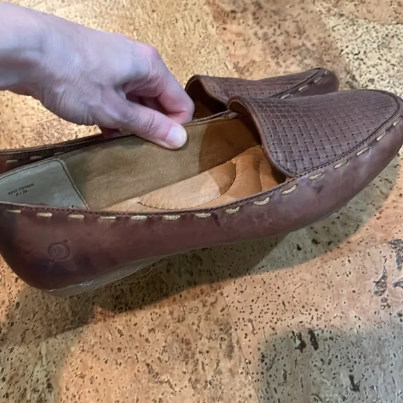 Born Maple Brown Loafers Sz 8 NWOT