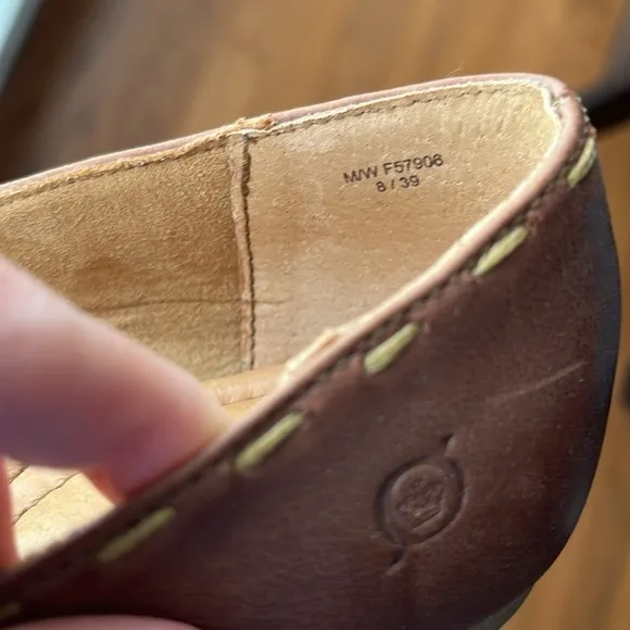 Born Maple Brown Loafers Sz 8 NWOT