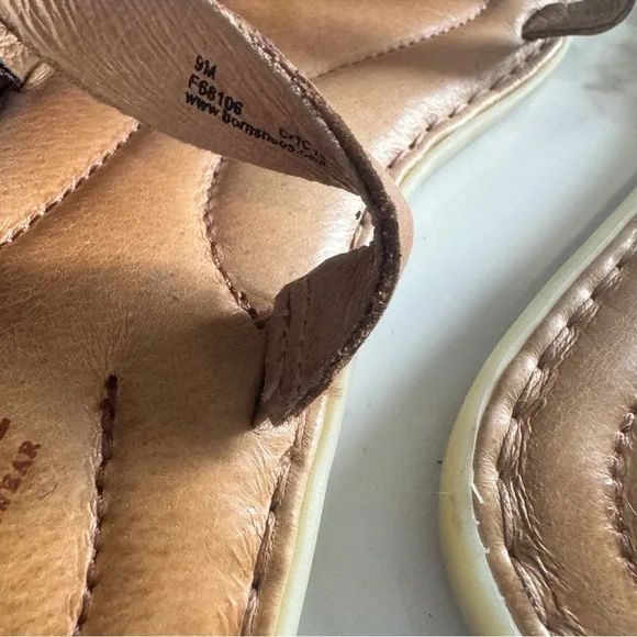 Born Tan Leather Toe Strap Sandals Size 9