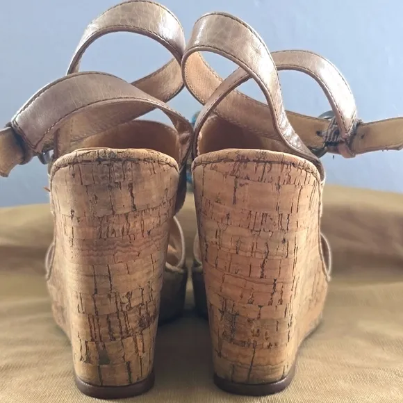 Born Women's AMORE Taupe Ankle Wrap Strappy Wedge Heel Sandals Size 6