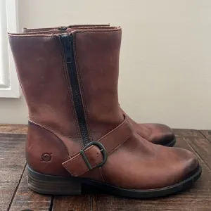Born Women's Leather Buckle Boots Size 7.5